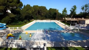 Luokittelematon kuva, 5 kautta 14, painike