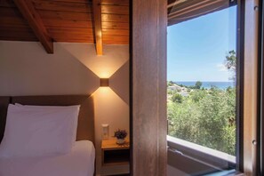 3 bedrooms, iron/ironing board, travel cot, WiFi - Villa Socrates Gardeno Luxury Sea View Pool Escape (Gardenos)