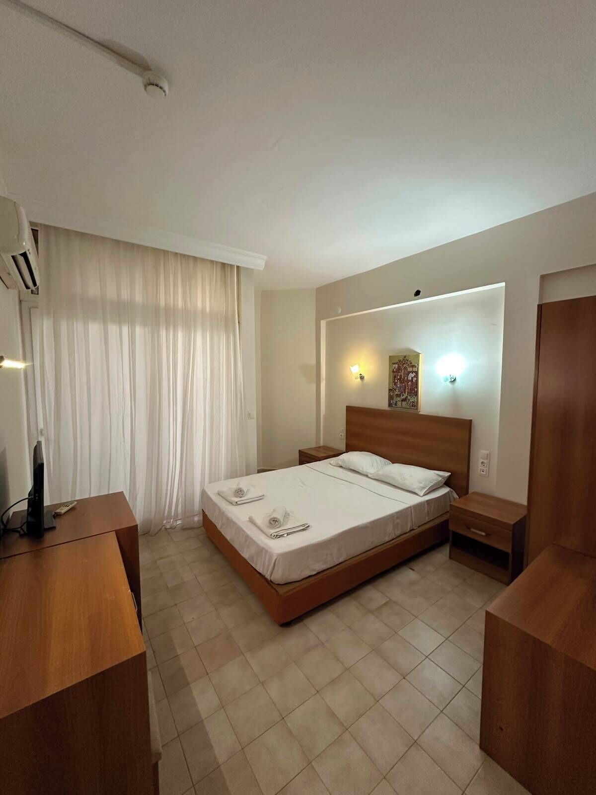 Standard Double or Twin Room, Balcony, Partial Sea View