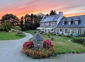 Exterior - Brittany Lescoat (Plestin-les-Grèves)