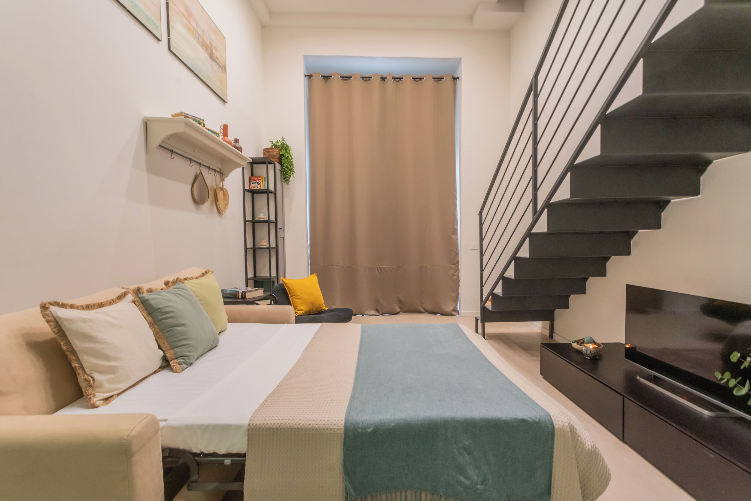 Apartment (1 Bedroom) | Living area | TV