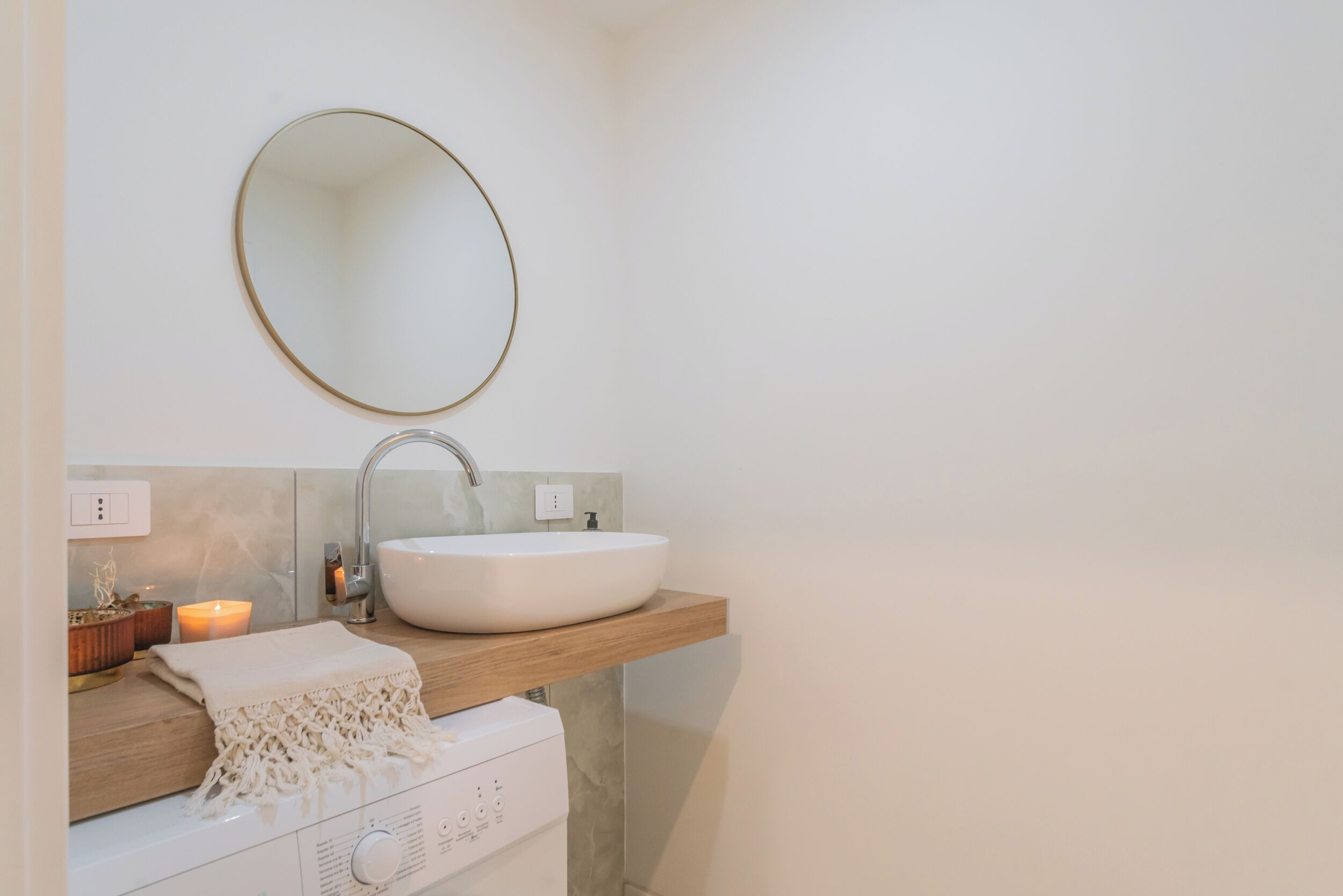 Apartment (1 Bedroom) | Bathroom | Shower, bidet