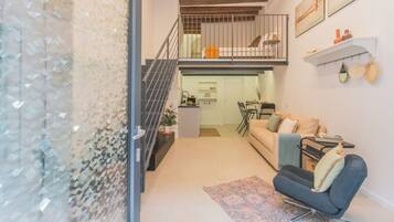 Leilighet (1 Bedroom) | Oppholdsområde | TV