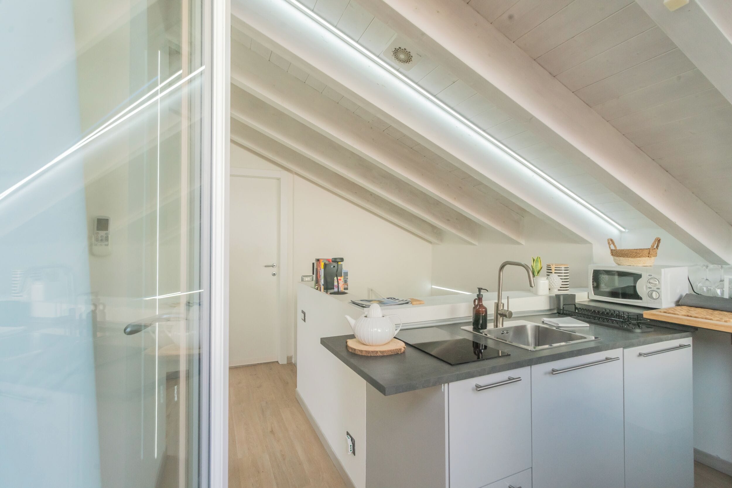 Căn hộ (1 Bedroom) | Bếp riêng | Lò vi sóng, dụng cụ pha espresso, ấm điện, ghế cao cho trẻ em 