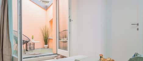 Apartment (1 Bedroom) | 1 Schlafzimmer, Bügeleisen/Bügelbrett, Bettwäsche