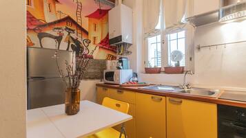 Apartment (1 Bedroom) | Private kitchen