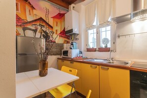 Apartment (1 Bedroom) | Eigene Küche