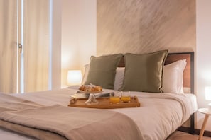อพาร์ทเมนท์ (1 Bedroom) | 1 ห้องนอน, เตารีด/โต๊ะรีดผ้า, ผ้าปูที่นอน