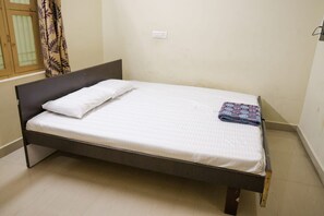 Room - Sri Meenakshi Residency (Tiruvannamalai)