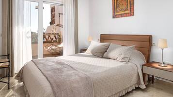 In-room safe, iron/ironing board, free WiFi, bed sheets