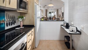 Private kitchen - La Joya Stunning Sea Views by Alfresco Stays (Mijas Costa)