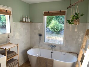 Unclassified image, 5 of 12, button - Vrbo Property (Figanières)