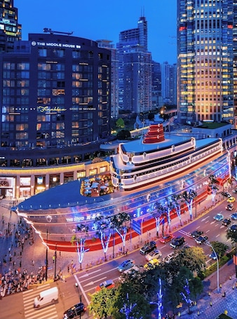 Free WiFi. Jinglai Zhenxuan Jiudian