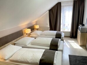 Studio | Verdunkelungsvorhänge, Bügeleisen/Bügelbrett, kostenloses WLAN