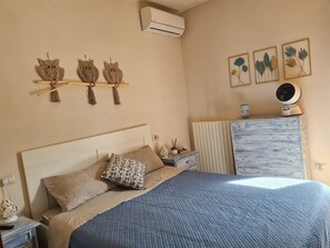 Room - Charming country house. House 44cats (Puglia)