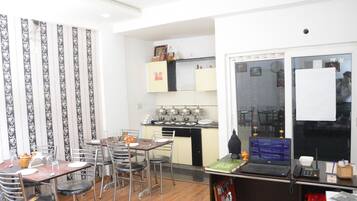 Chambre Double Deluxe | Restauration