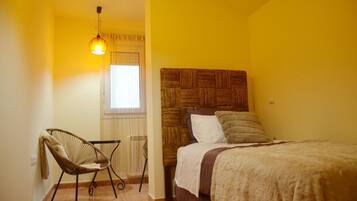 2 slaapkamers, een strijkplank/strijkijzer, wifi, beddengoed