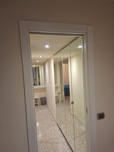 Spacious and bright apartment located in the center of Rome.