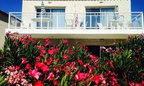 Exterior - Apartment in Gruissan Near Clape Mountain (Gruissan)