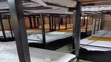 Basic Shared Dormitory | Free WiFi