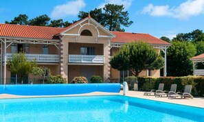 Pool - 3-room Apartment for 6 People, Roadside (Soulac-sur-Mer)