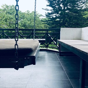 Unclassified image, 4 of 6, button - Colonie 1112 : 8 Pax (Bukit Fraser)