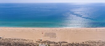Stunning beach house, panoramic views across Meia Praia bay