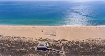 Stunning beach house, panoramic views across Meia Praia bay