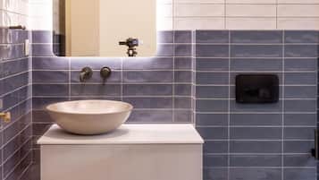 Double Room | Bathroom