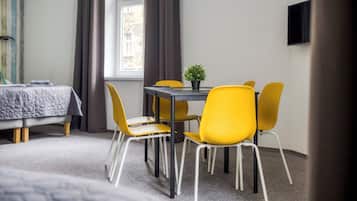 Superior-Studio, Stadtblick | Speisen