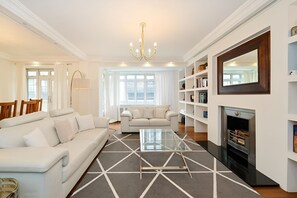 Oklassificerad bild, 2 av 12, knapp