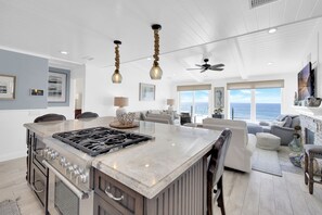 Interior - Oceanfront Views! 3 Bed, 2 Bath with Private Beach (Oceanside)