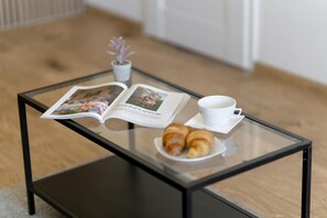 Breakfast meal - Stylish Apartment | 2 Bedrooms | Pet Friendly (Poznań)