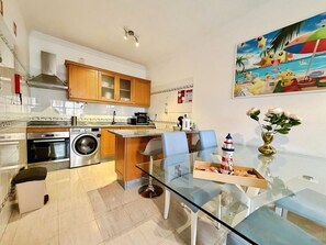 Imagen sin descripción, 2 de 12, botón