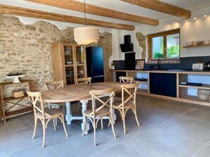 Dining - In the heart of Alta Langa, a charming villa with private pool (Piemonte)