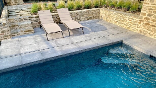 Pool - In the heart of Alta Langa, a charming villa with private pool (Piemonte)