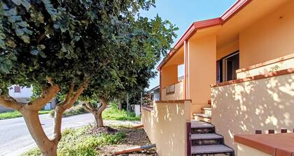 Sa Mora - Holiday Home 50m from the Sea - Mandriola families and couples
