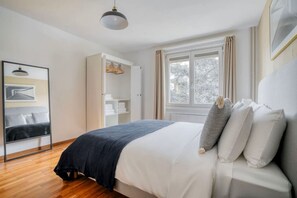 Room - Blossom Suite · Grosse 3-SZ Wohnung in Wipkingen (Zürich)