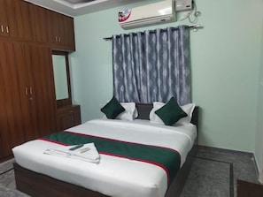 Double Room, Balcony | Free WiFi - Bhattarahalli Guest house (Bengaluru)
