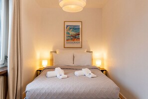 Unclassified image, 3 of 25, button - Cocoa Suite - 2 BR - free parking (Kilchberg)