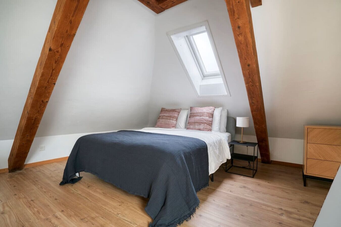 Desk, iron/ironing board, travel cot, WiFi