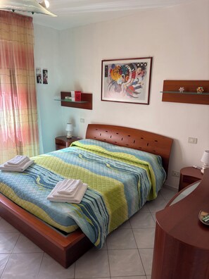 2 Schlafzimmer, Bügeleisen/Bügelbrett, Reisekinderbett, kostenloses WLAN
