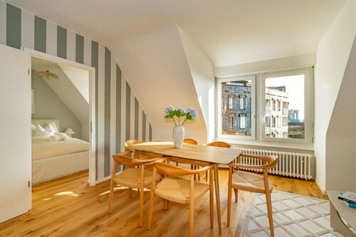 Vertical Suite · Gemütliche 3-SZ Wohnung