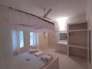 Family Apartment, Garden View | Individually decorated, individually furnished, free WiFi - Arica Palm Villa Watamu (Watamu)