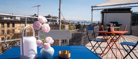 屋外ダイニングエリア