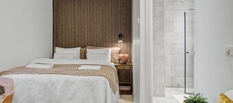 Modern Malmö studio with king bed, fast WiFi & free parking in calm residential neighbourhood