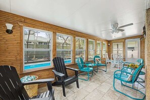 Interior - Aqua Queen | Pool 3BR (St. Augustine)