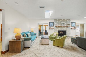 Nicht klassifiziertes Bild, 3 von 46, Schaltfläche