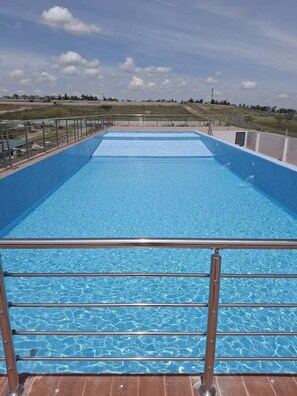 Pool - Haven Place 254-Modern 1 Bedroom Apartment in Nairobi near JKIA Airport & SGR (Pridelands)