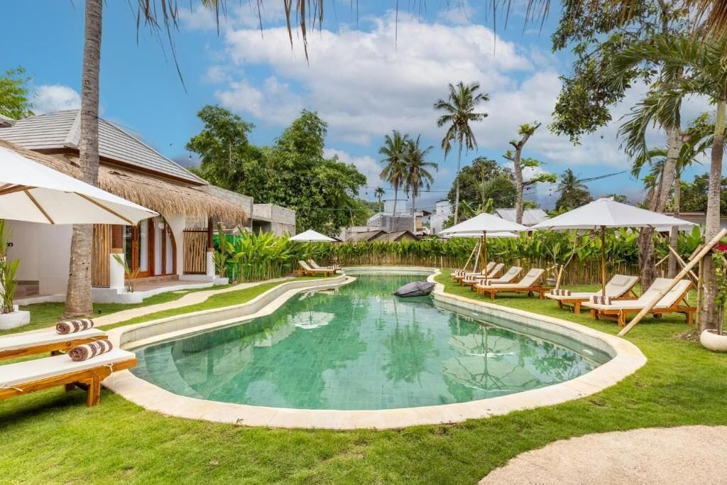 Comfort Single Room, Pool View | Pool | Outdoor pool, pool umbrellas, pool loungers